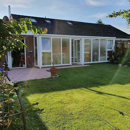 Villa Kimbas Huus Berumbur Esterno foto